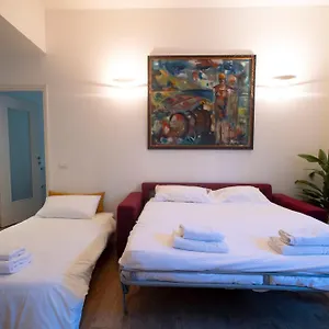 The Lantern Flat - Darsena Area Apartment